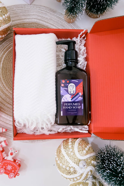 Clean & Cozy Gift Set | Perfumed Hand Soap + Inabel Towel