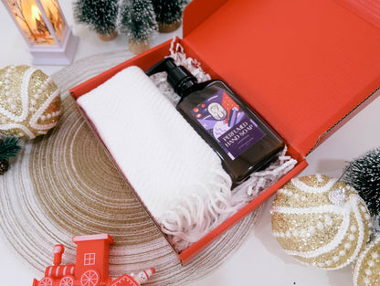 Clean & Cozy Gift Set | Perfumed Hand Soap + Inabel Towel